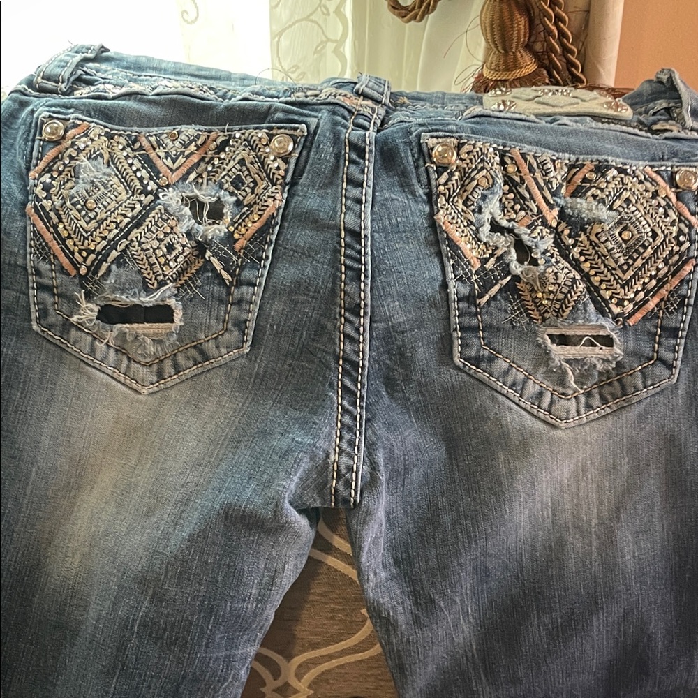 Miss Me Dark Blue Denim Jeans with Cream Stitching cropped or straight 27 in ins - Picture 3 of 10